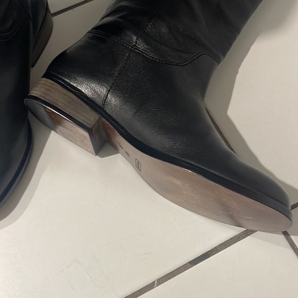 COACH Nancye Riding Leather Knee High Boots in Black Size 10. Beautiful shape! - Picture 5 of 5